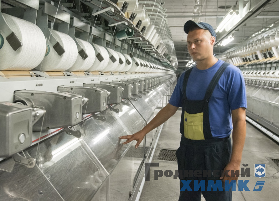 Оператор крутильного оборудования Алексей Кердоль